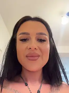Katty_Pery লাইভ XXX চ্যাট