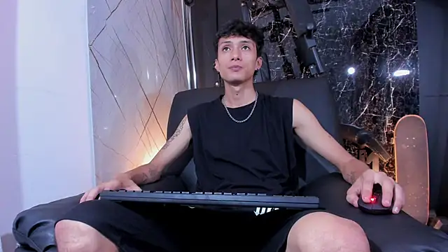 Lean_Portman – Live XXX-chat