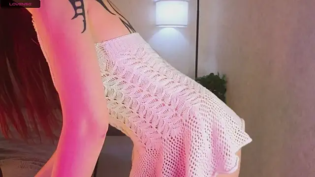 VelvetZephra Adlı Modelin Canlı XXX Sohbeti