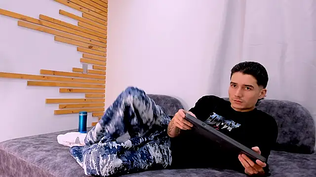 Oclahoma_x Live XXX-Chat