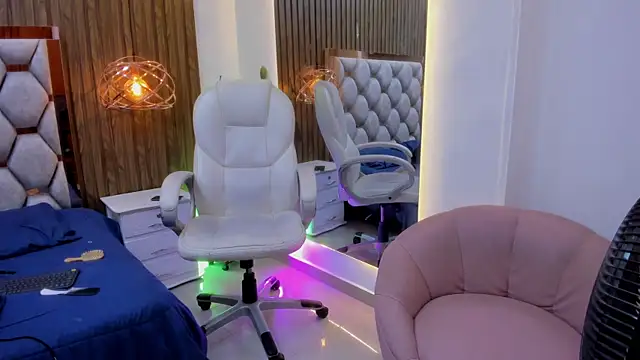 Živý XXX chat Colby_driscoll