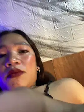 XXX chat uživo modela slut_clio