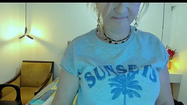 ScarletHoot_ Live XXX-Chat
