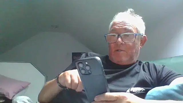 Chat XXX Live naughtygrandad1