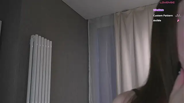 tinyanie Adlı Modelin Canlı XXX Sohbeti