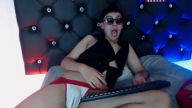 XXX chat uživo modela Maximo_Lux