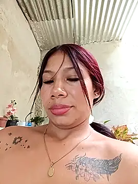 Rous-squir লাইভ XXX চ্যাট