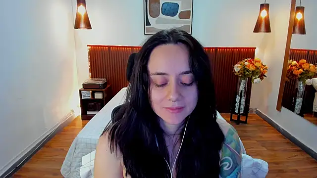KatherineBond 现场XXX聊天