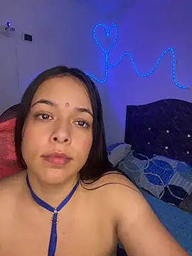 Chat +18 de Nisha_jazz ao vivo