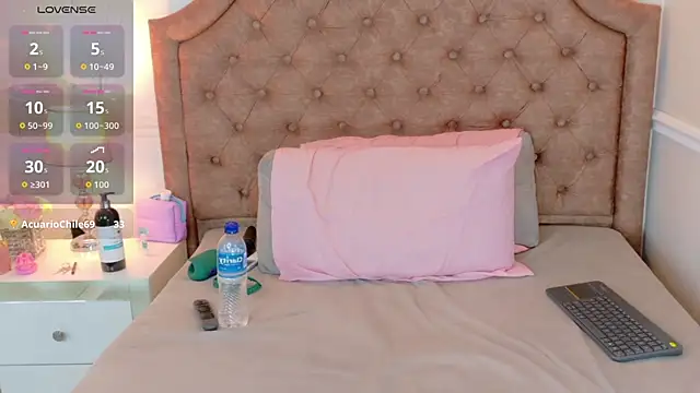 ViolettaReyyes Webcam Show