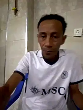 walide400 Adlı Modelin Canlı XXX Sohbeti