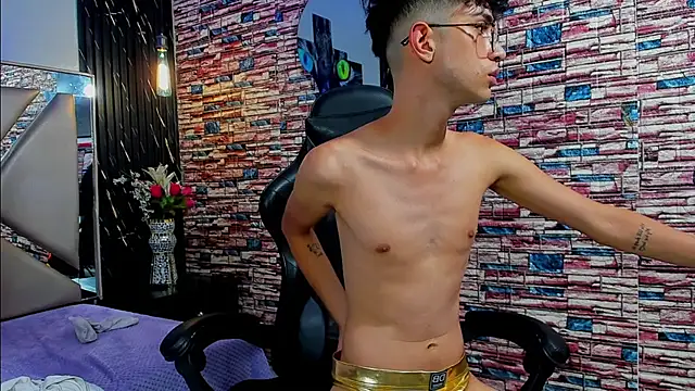 LiamHeatxn Live XXX chat