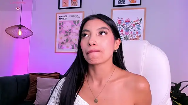 Tiffany_Low Live XXX-Chat