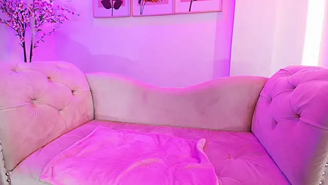 XXX chat uživo modela Maddie_T18