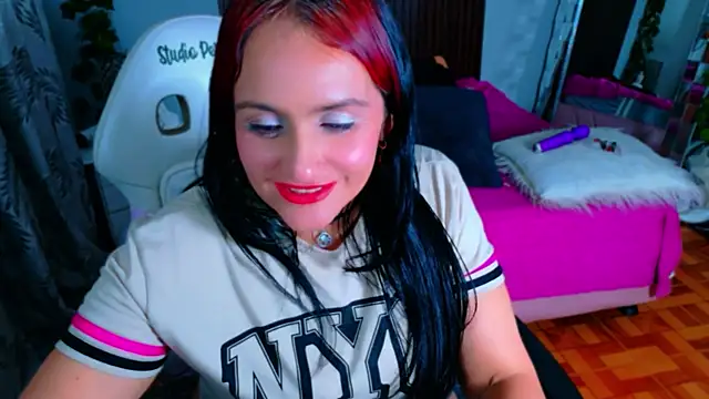 XXX chat uživo modela kataleya03