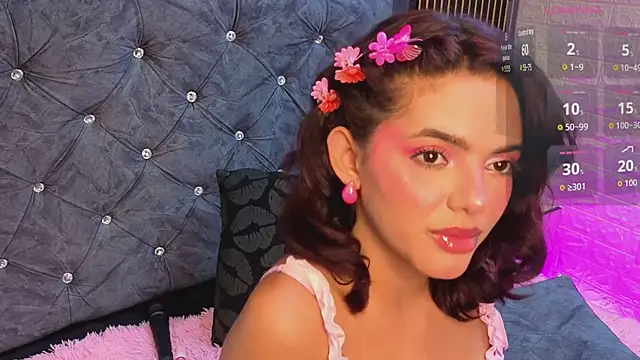 Chat XXX en directo de AlexandraNoxx