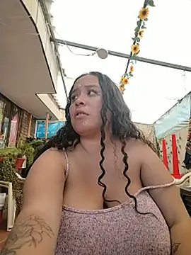 Chat XXX en directo de You-sexy-starr