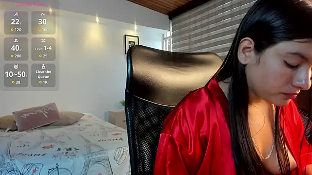Chat +18 de zoe_linss ao vivo