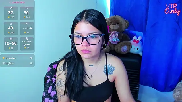 angelina_77 Adlı Modelin Canlı XXX Sohbeti