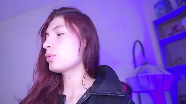 Rebecah_1のライブXXXチャット