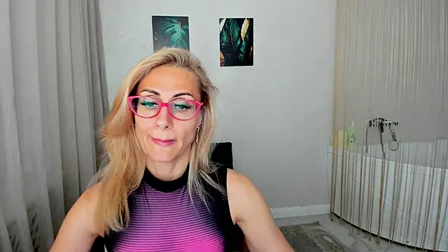 MuseOfStage Live XXX Chat