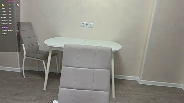 Carolini_i Chat XXX live