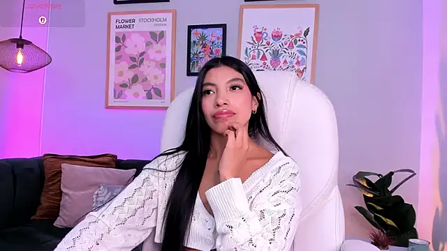 Tiffany_Low লাইভ XXX চ্যাট