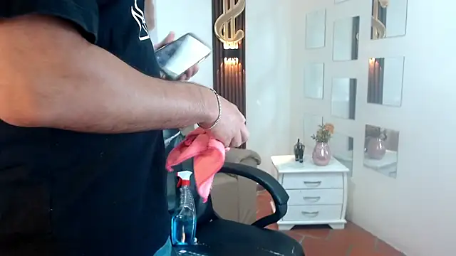 paul_cros Adlı Modelin Canlı XXX Sohbeti