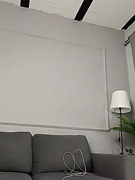 Chat +18 de BrianaHazel ao vivo