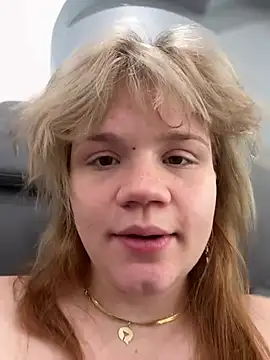 Cutiepiespanks লাইভ XXX চ্যাট
