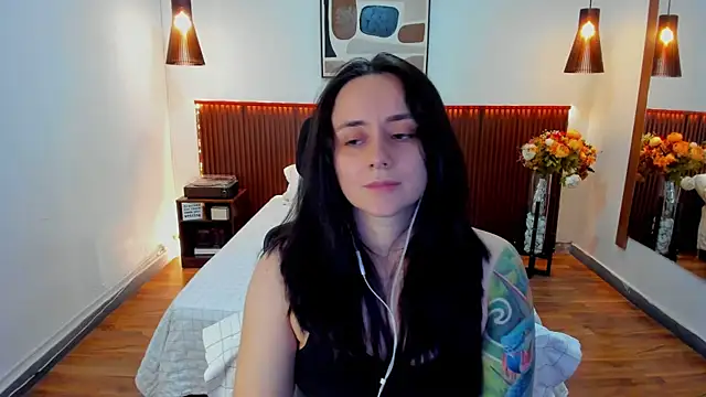 دردشة KatherineBond الجنسية المباشرة