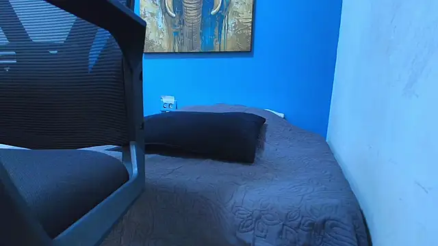 ADAM_CUMS – Naživo XXX chat