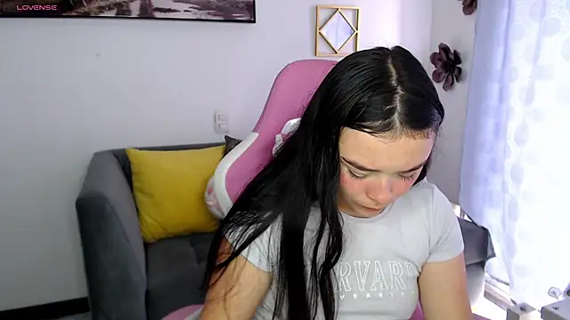 Nahia_Brm Live XXX-chat