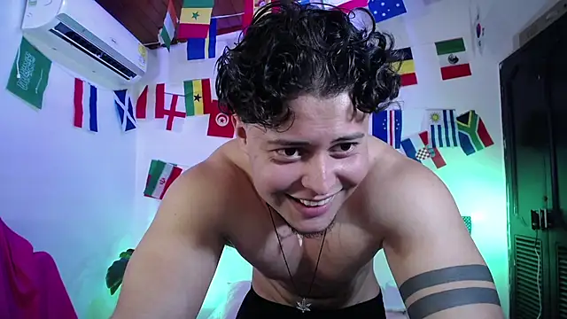 XXX chat uživo modela fucking_bear_