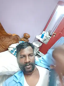 Paramkeerthiのウェブカメラショー