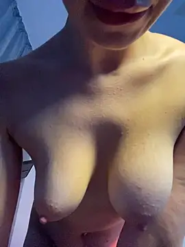 Czat XXX na żywo – CurlyLara