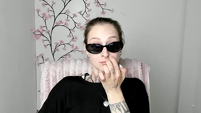 Esmi_Winter's Live XXX Chat