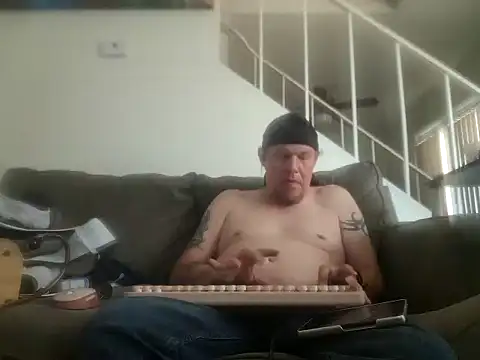 yourMasterisBored XXX чат на живо