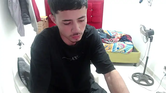 Jairito_989 Live XXX-chat