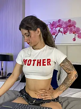 צ'אט XXX בשידור חי של JuliaColemann