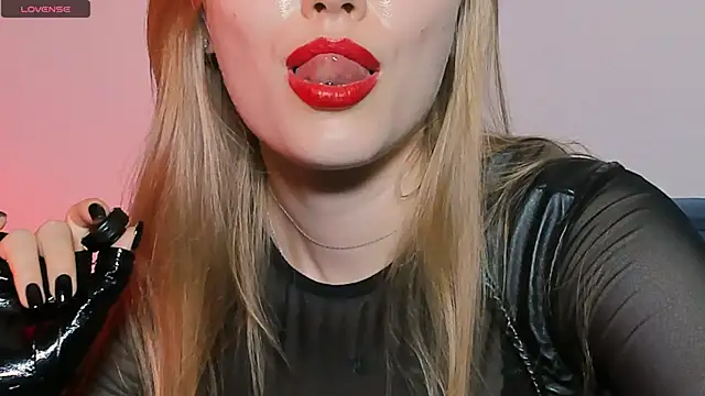 Chatroom XXX en direct de DakotaMabs