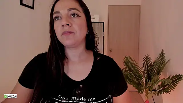 urcute_kitten's Live XXX Chat