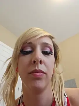 Chat XXX en directo de AmethystFoxx