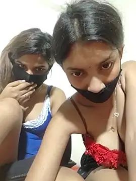 pooja_riya Adlı Modelin Canlı XXX Sohbeti