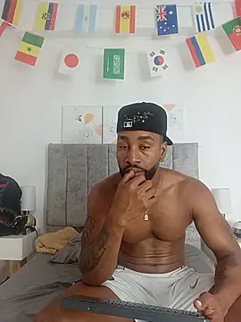 Dante_Knox Adlı Modelin Canlı XXX Sohbeti