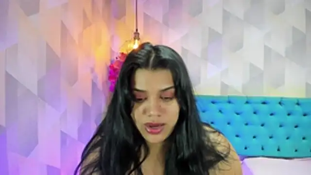 LindaBreeS Live XXX-chat