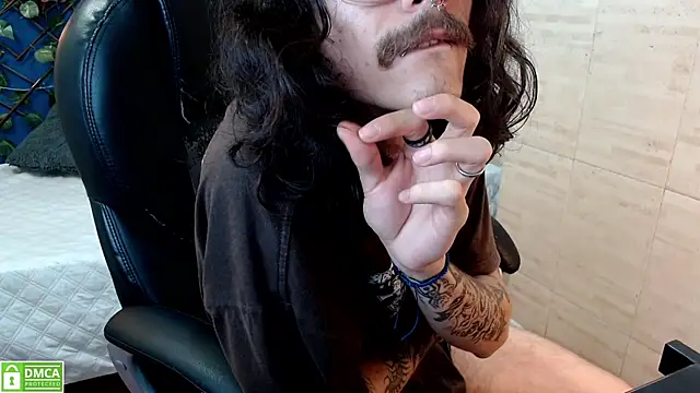 Živý XXX chat bigcock_robert