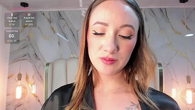 Hannah_Lane live XXX chat