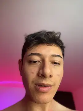 iykyk_apolo Show in webcam