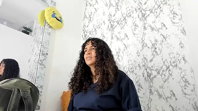 Chat XXX en directo de Shanom01